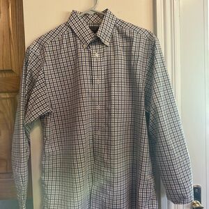 Roundtree & Yorke Blue and White Checkered Casual Button Down Shirt